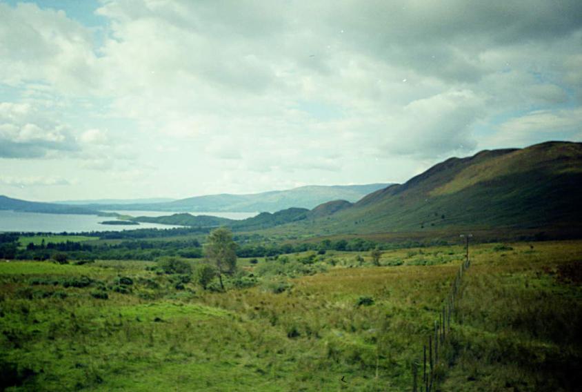1990-08-23a.jpg - Conic Hill and the chain of islands crossing Loch Lomond