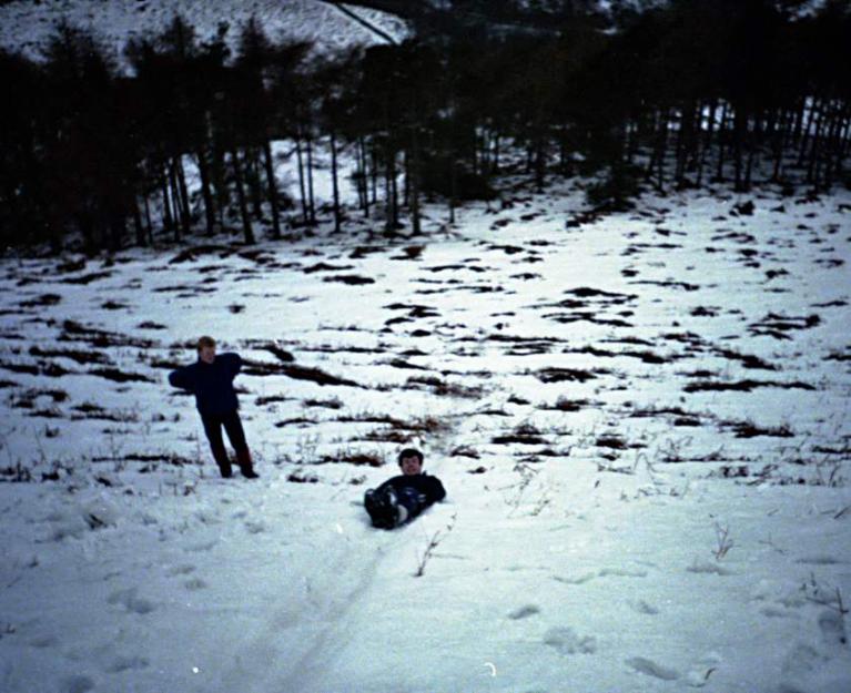 1991-02-17d.jpg - Gareth and Stuart sledging