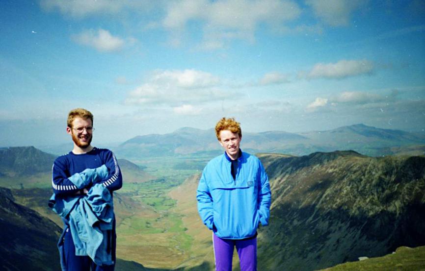 1991-05-05b.jpg - Matt and Mark above Newlands