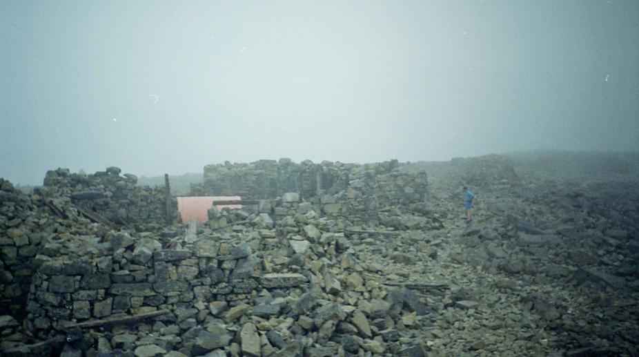 1991-09-05e.jpg - Ben Nevis summit area