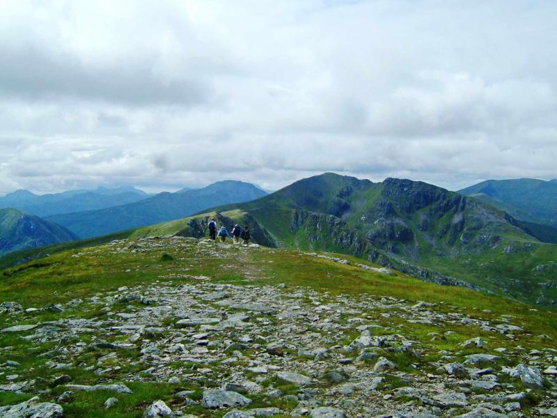 20050706-141744.jpg - Peter, Helen, Lottie & Michael continuing along the ridge towards Aonach air Chrith