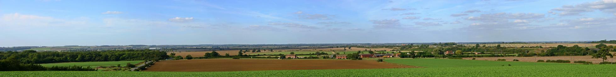 20050924-152554.jpg - Fenland panorama from Walton Hill (near Wood Walton)