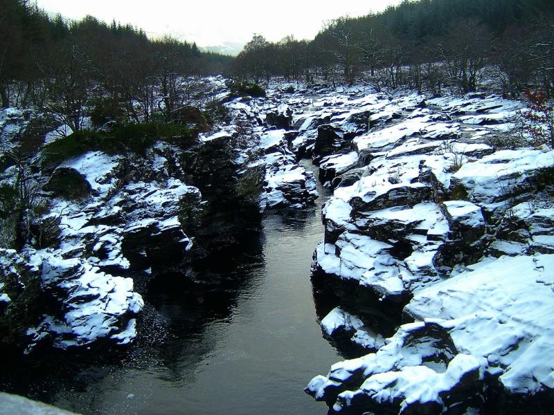 20051230-111546.jpg - River Etive at the start of Friday's walk up Beinn Mhic-Mhonaidh