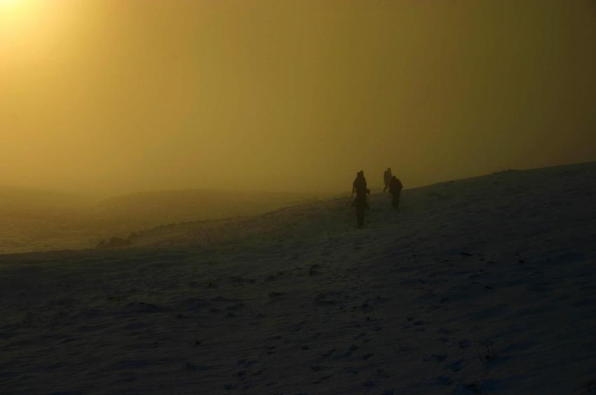 20060101-150234.jpg - Hillwalkers in the mist