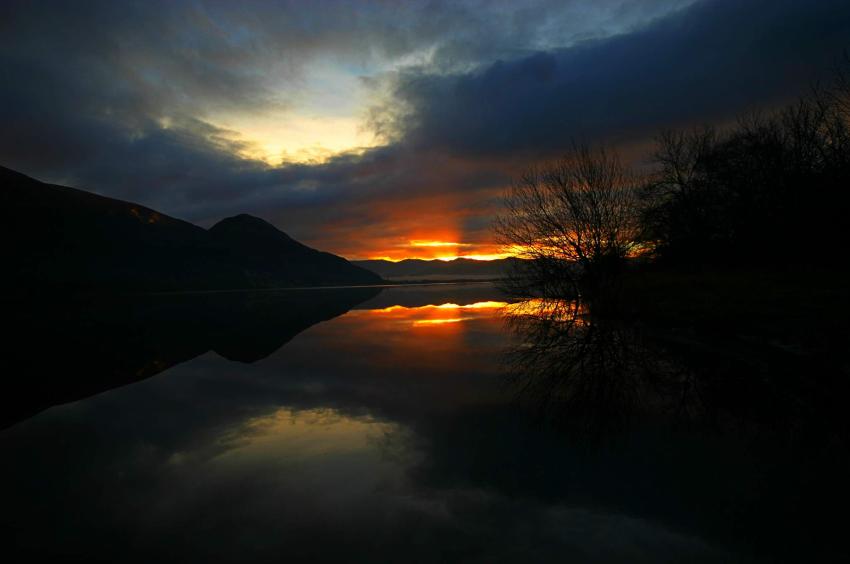 20051226-085330.jpg - Bassenthwaite Lake sunrise on Boxing Day