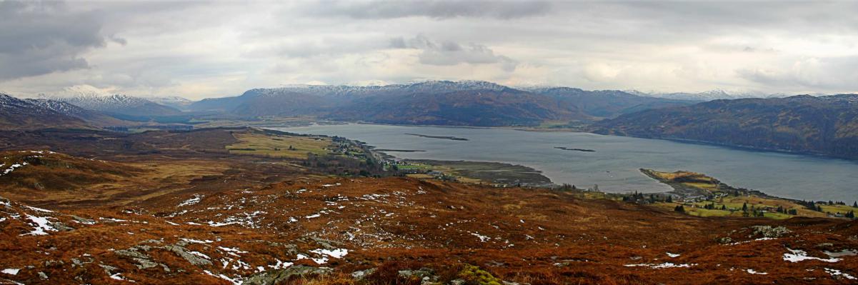 20060311-124236.jpg - Loch Carron panorama