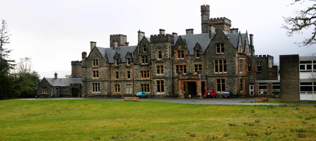 20060416-174622.jpg - Duncraig Castle
