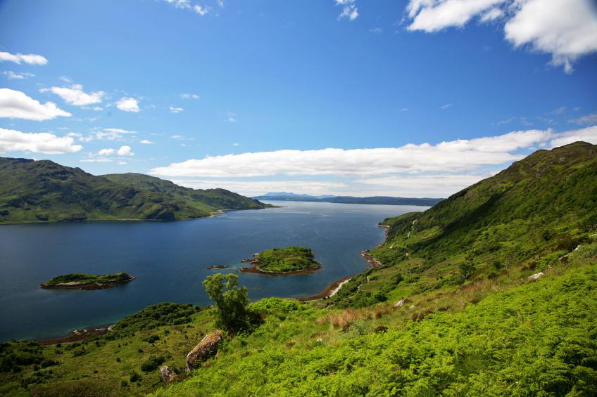 20060627-132906.jpg - Another postcard view of Loch Hourn and Eilean Ràrsaidh