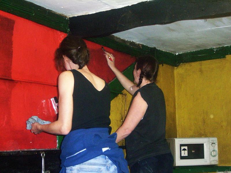 20061007-155238.jpg - Painting girls