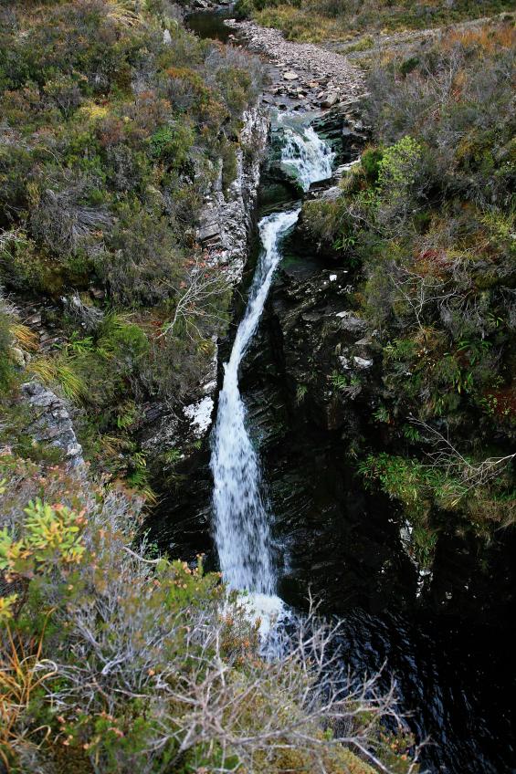 20071013-123324.jpg - Waterfall
