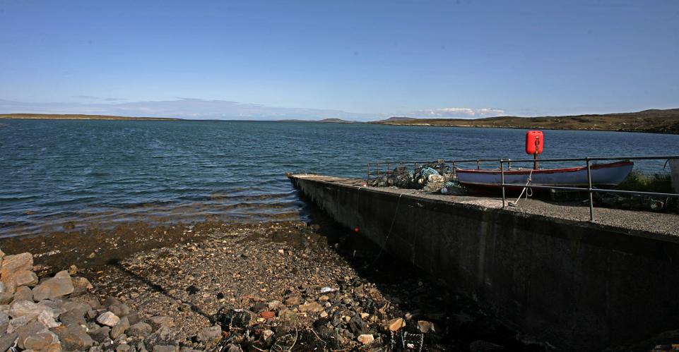 20090608-165712.jpg - The old ferry pier for Berneray and South Harris