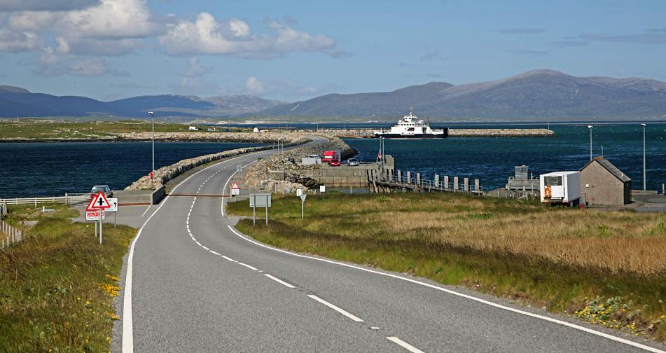 20090608-170128.jpg - The new causeway to Berneray and the South Harris ferry
