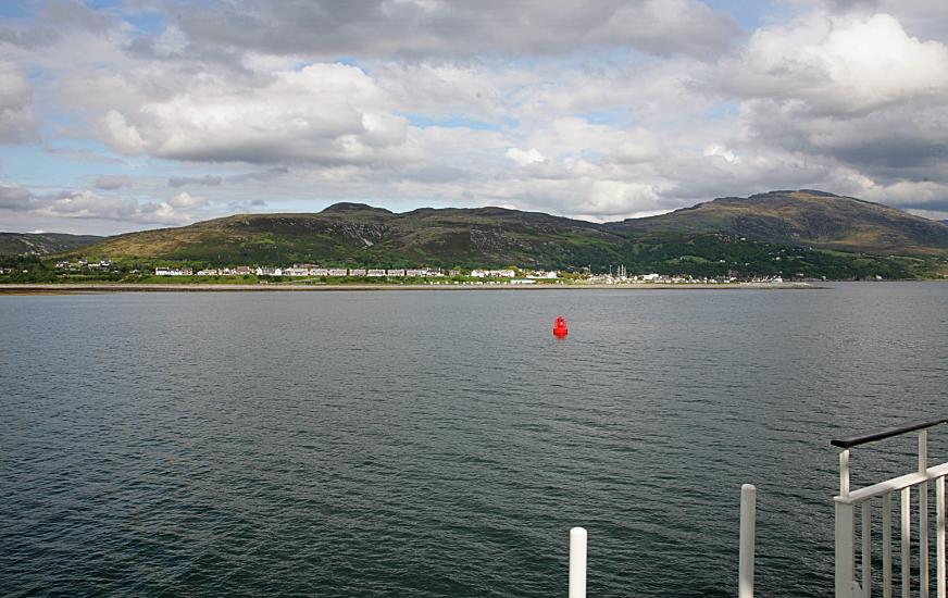 20090613-170750.jpg - Ullapool (and a port lateral marker buoy) from the ferry
