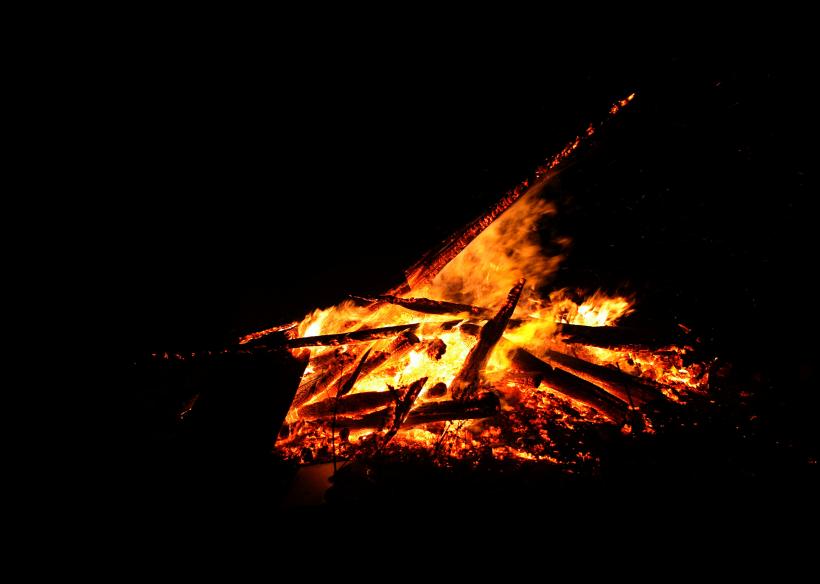 20141101-212009.jpg - Crazy world of bonfire
