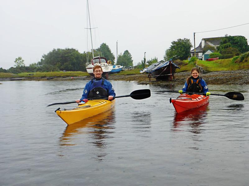 20170924-120609.jpg - Ian and Hannah about to paddle on Loch Carron