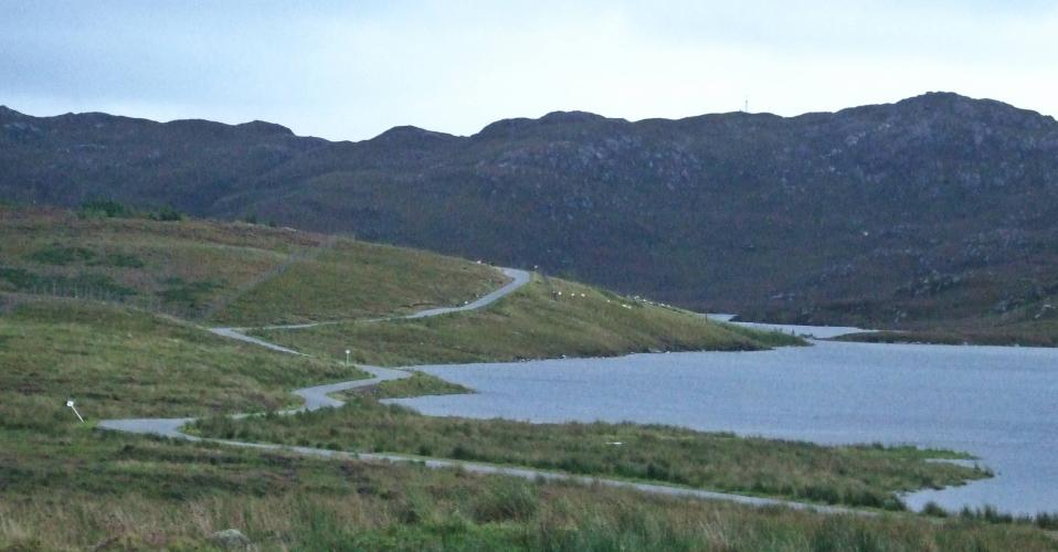 20090905-170533.jpg - Loch Diabaig 's Airde