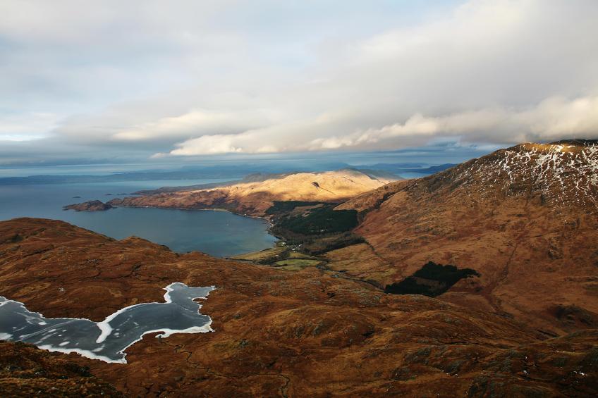 20101229-105749.jpg - Inverie Bay from above Loch Bhraomasaig